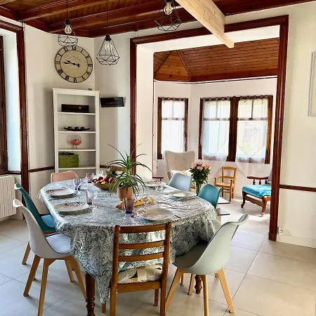 Les Lutins Ferienhaus